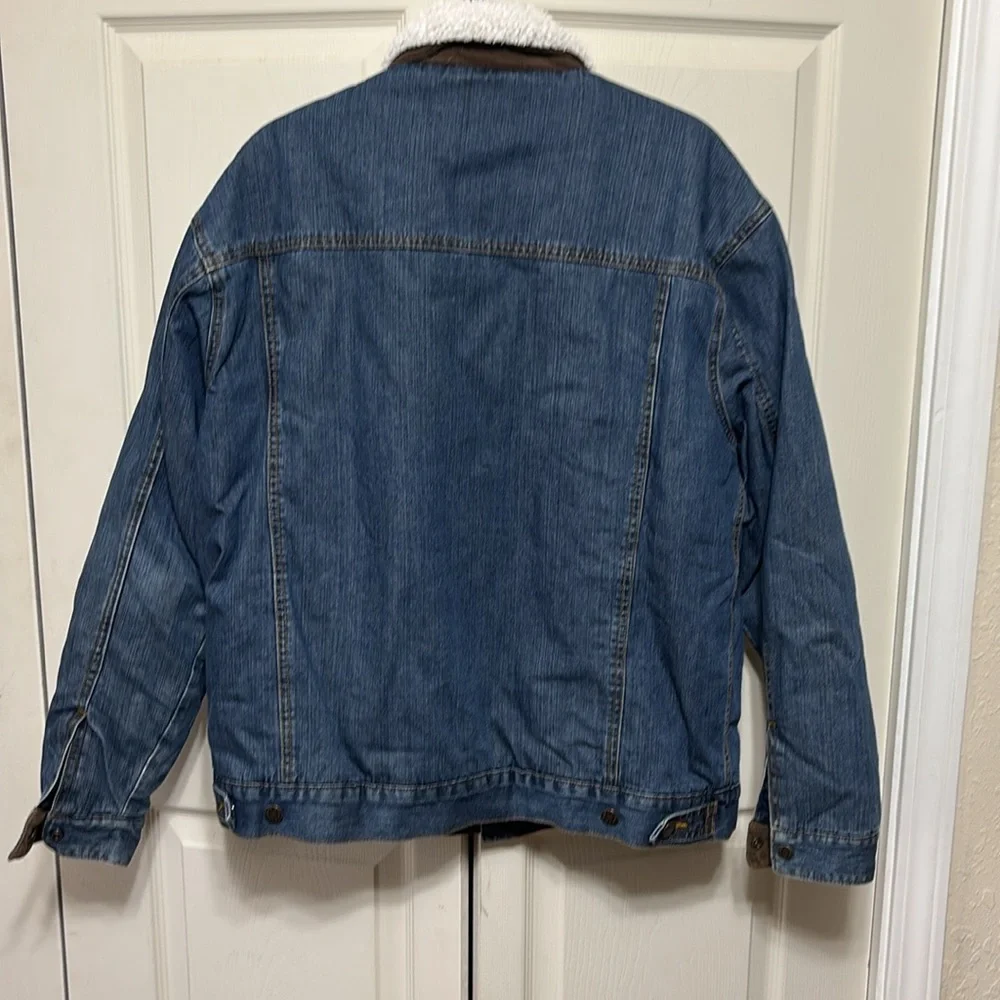 Men’s Wrangler Denim Jacket - Picture 4 of 4